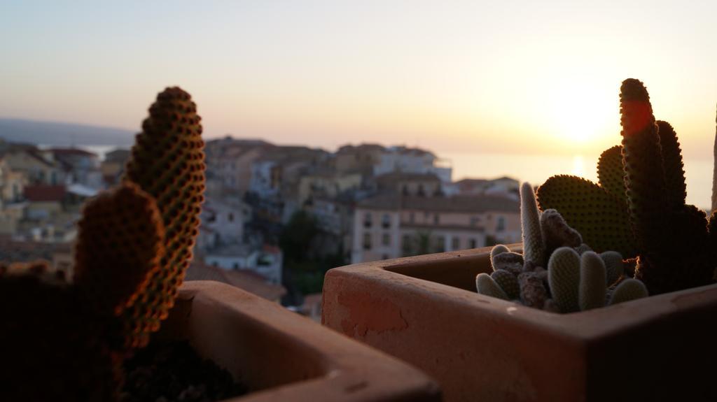 B&B Il Vicolo Di Pizzo Buitenkant foto